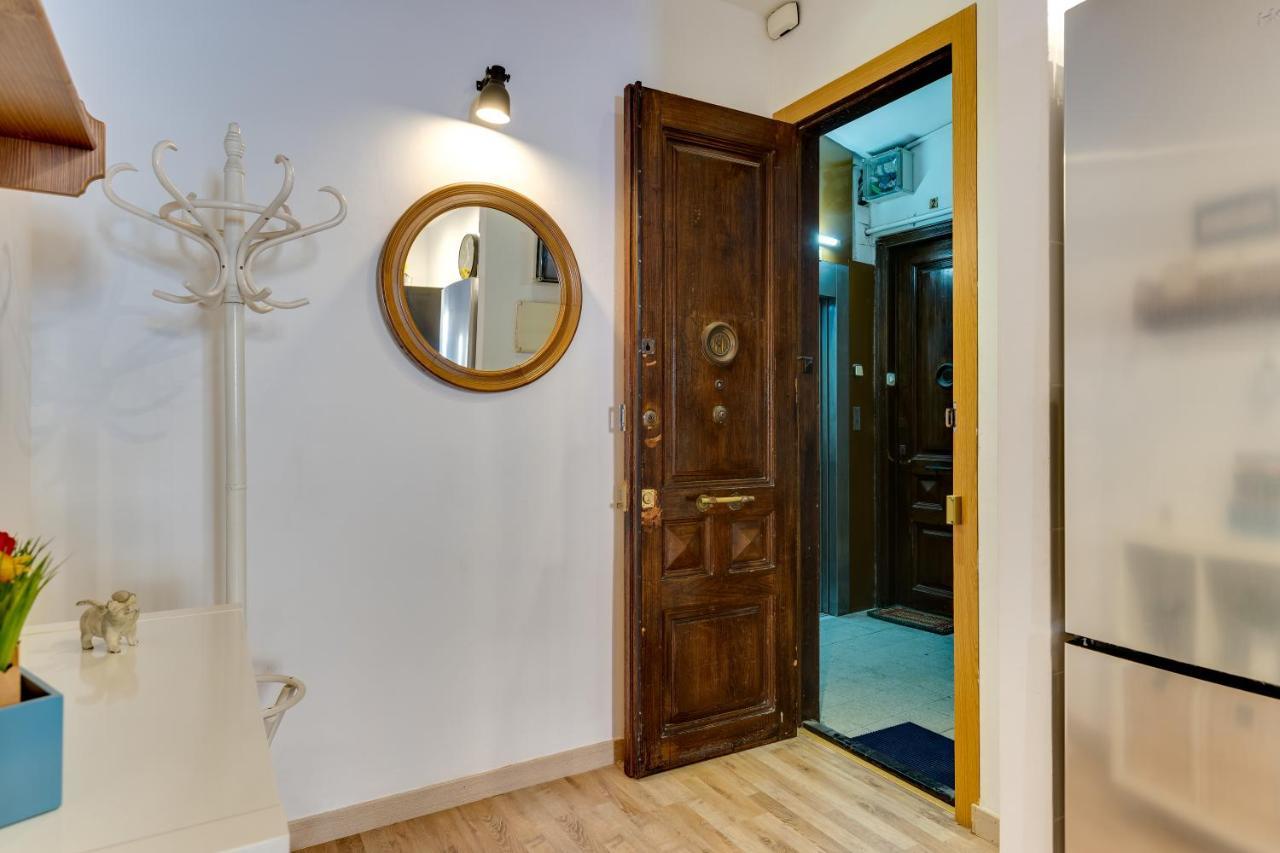Charming & Convenient Apartment Near Plaza Espanya Barcelona Bagian luar foto